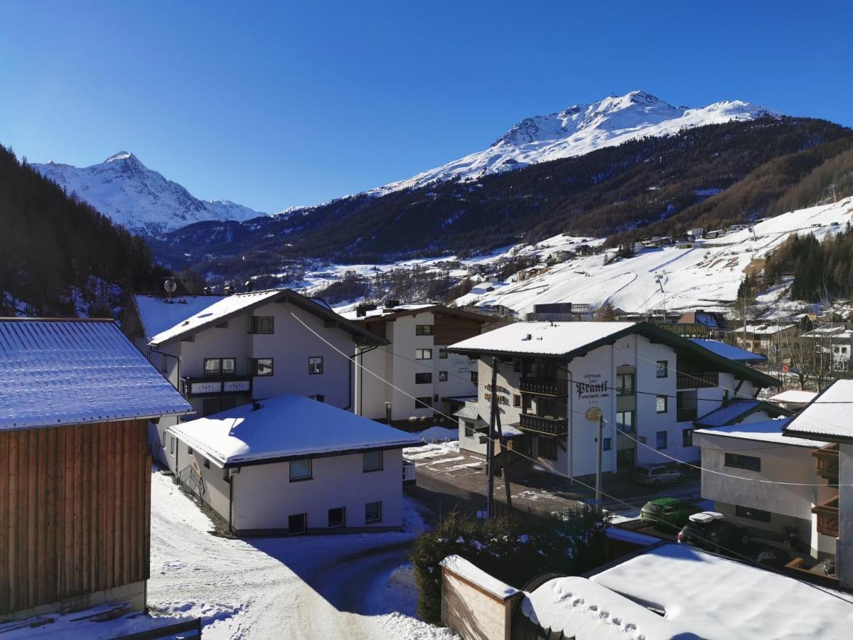 Hotel Garni Schoenblick Sölden Exterior foto