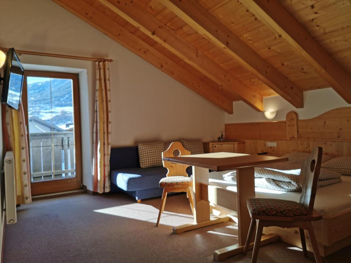 Hotel Garni Schoenblick Sölden Exterior foto
